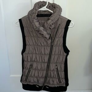 Women’s Calvin Klein Performance quilted puffer vest brown and black size M